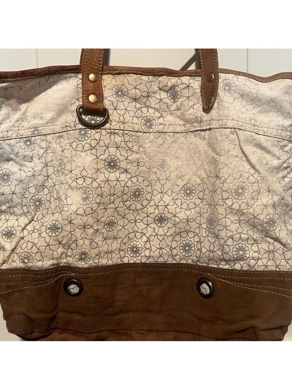 VINTAGE MYRA TOTE BAG. Great Condition! - Picture 3 of 8